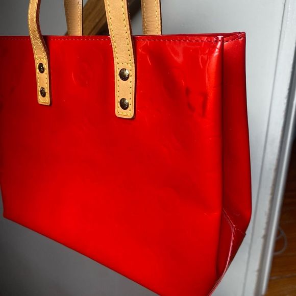 Louis Vuitton Red Monogram Vernis Reade PM Handbag w/Dust Bag & Maintenance Card - Picture 6 of 15